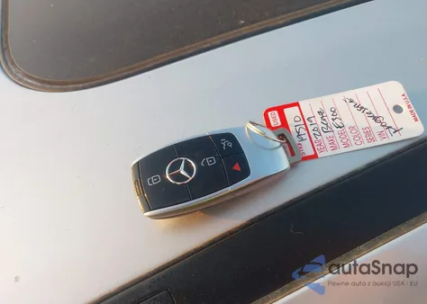 2019 Mercedes-Benz E 300 from USA, damaged, VIN WDDZF4JB3KA674174